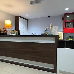 https://m-straits.hotelsinmalacca.net