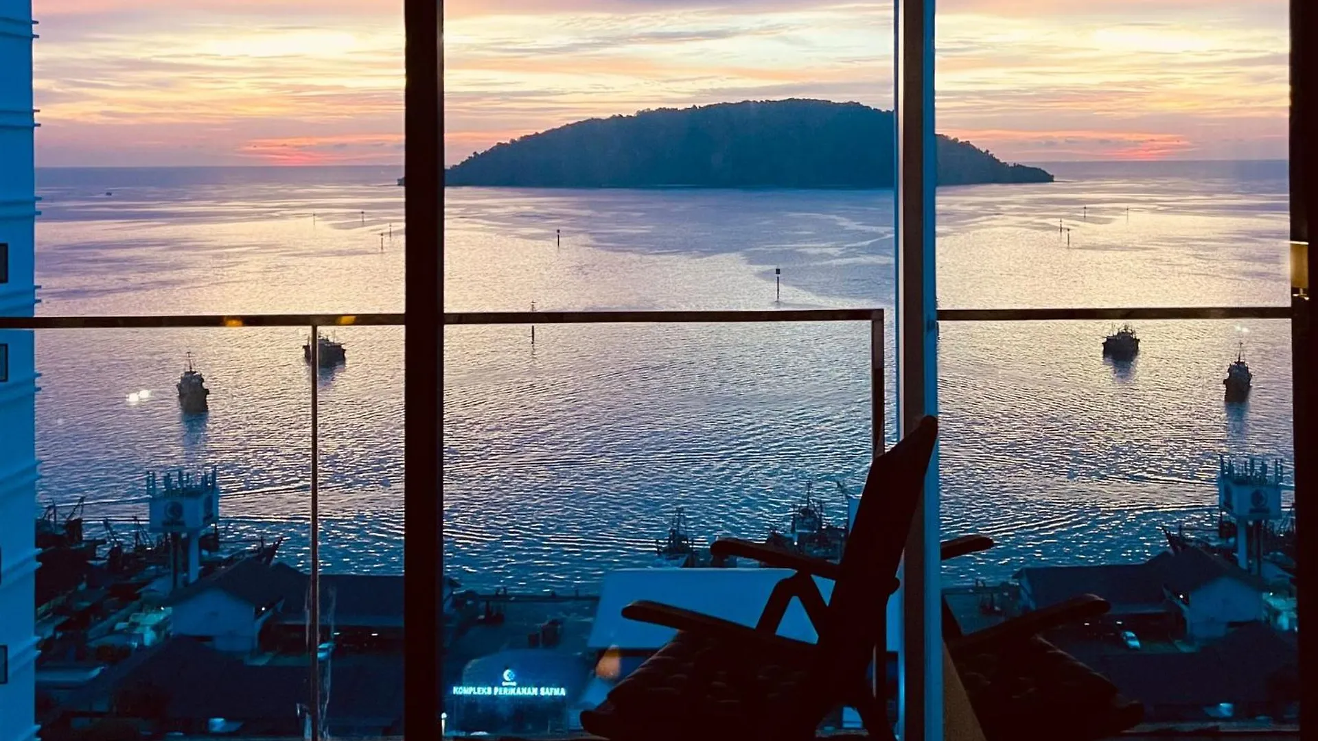 Seaview Bliss Studio By Tropical Elegance Kota Kinabalu Aparthotel